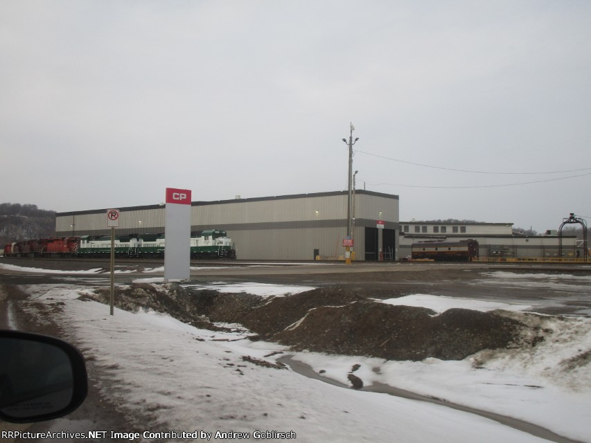 GWRS 577, 578, SOO 4438, CP 1900+ 4 Engines